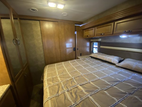 2014 Thor Ace 27.1 - Image 27
