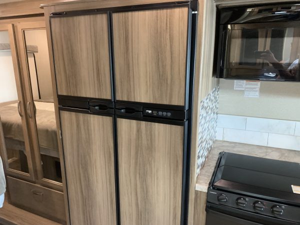 2019 Entegra Vision 29S - Image 35