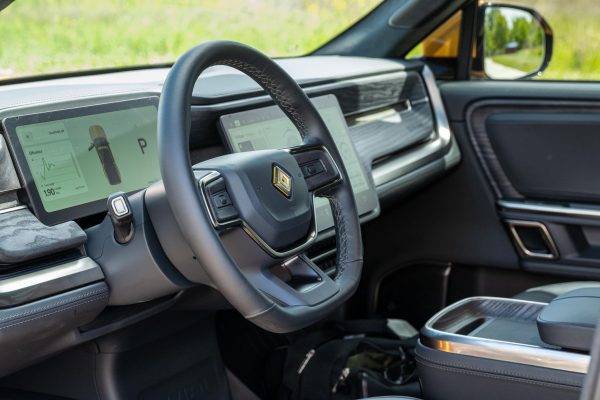 2023 Rivian R1T Adventure Edition - Image 5
