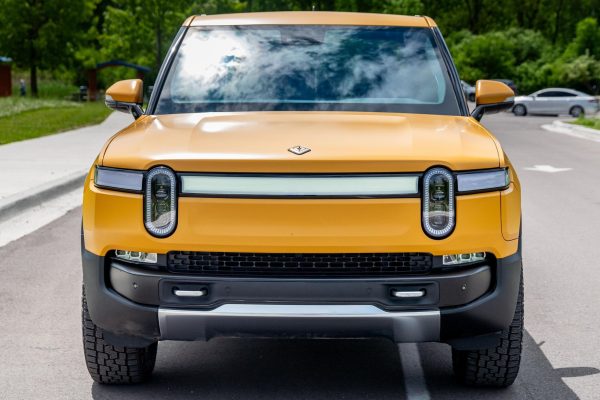 2023 Rivian R1T Adventure Edition - Image 3