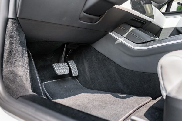 2024 Tesla Model S Plaid - Image 44