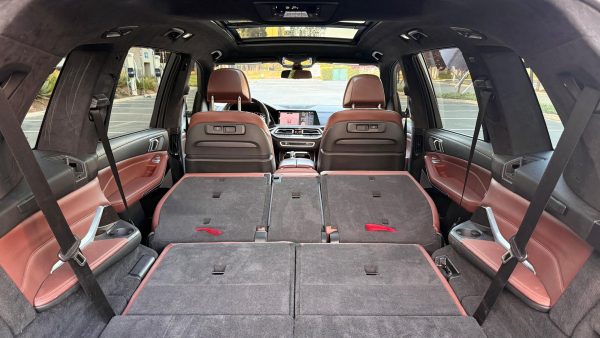 2021 BMW X7 M50i - Image 33