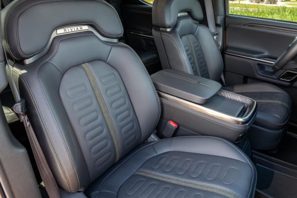 2023 Rivian R1T Adventure Edition - Image 6