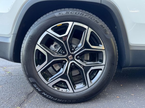 2025 Rivian R1S Adventure Edition - Image 77