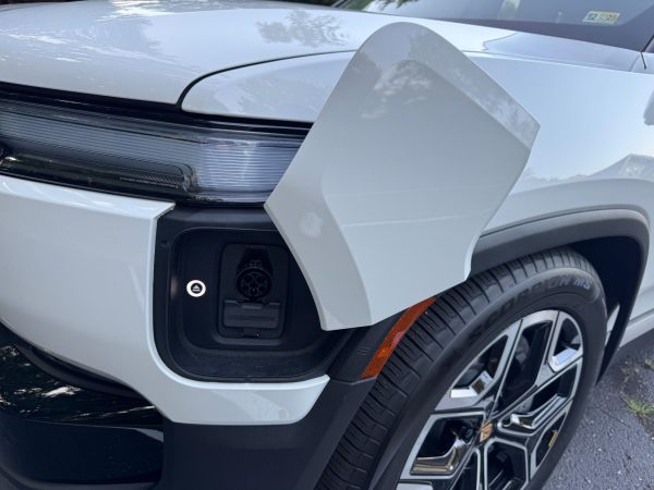 2025 Rivian R1S Adventure Edition - Image 79