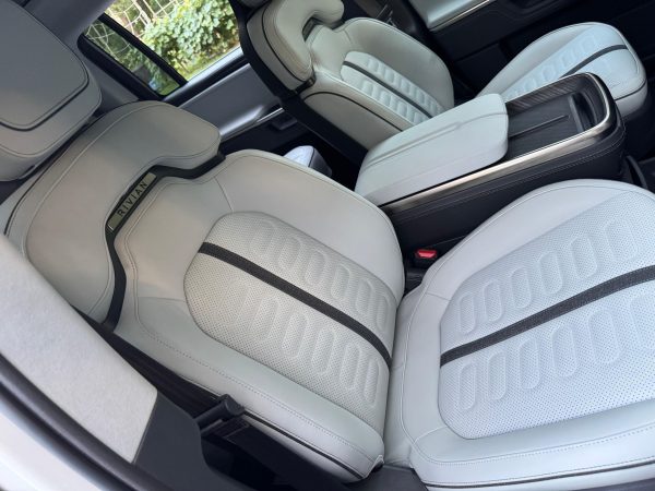 2025 Rivian R1S Adventure Edition - Image 87