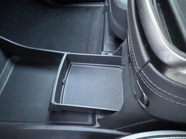 2025 Rivian R1S Adventure Edition - Image 89