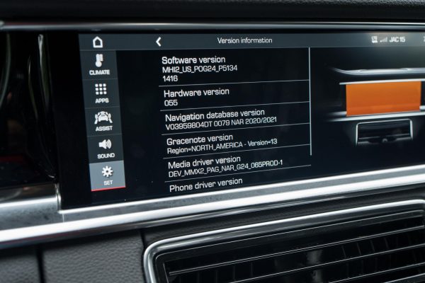 2020 Porsche Panamera 4S - Image 5
