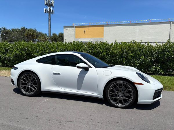 2021 Porsche 911 Carrera - Image 14