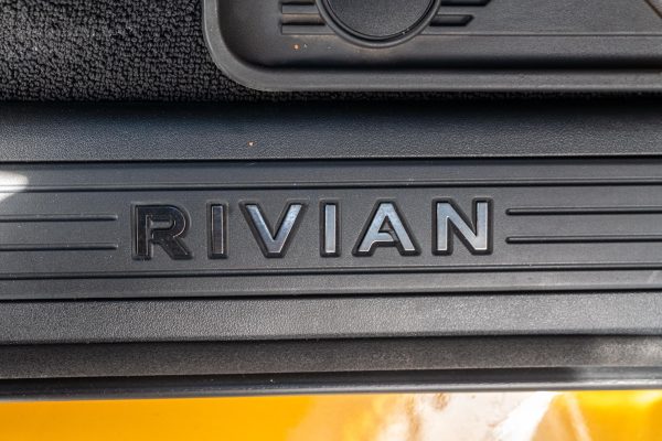 2023 Rivian R1T Adventure Edition - Image 19
