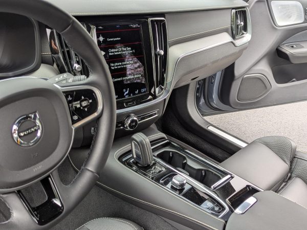 2022 Volvo V60 T8 Polestar Engineered Extended Range - Image 14