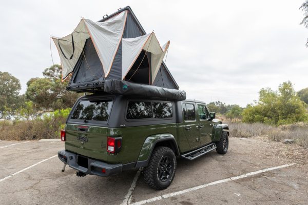 2022 Jeep Gladiator Willys - Image 2