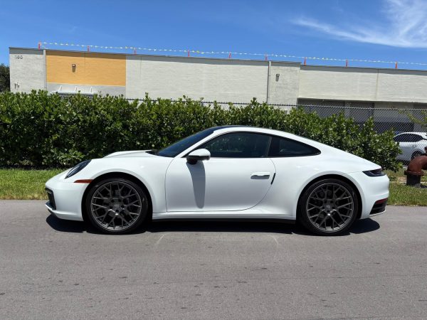2021 Porsche 911 Carrera - Image 31