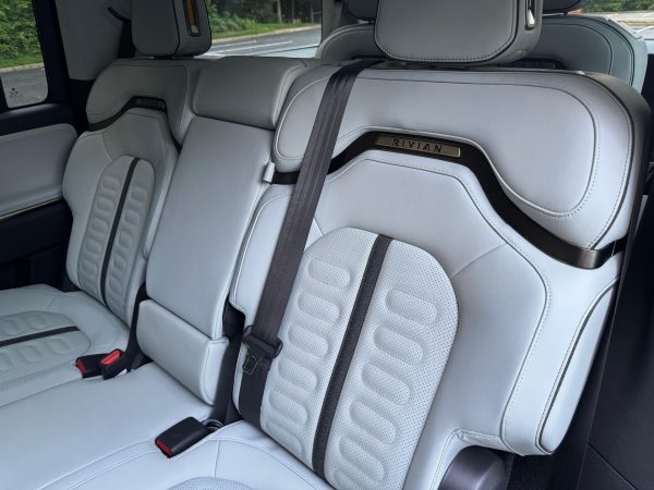 2025 Rivian R1S Adventure Edition - Image 30