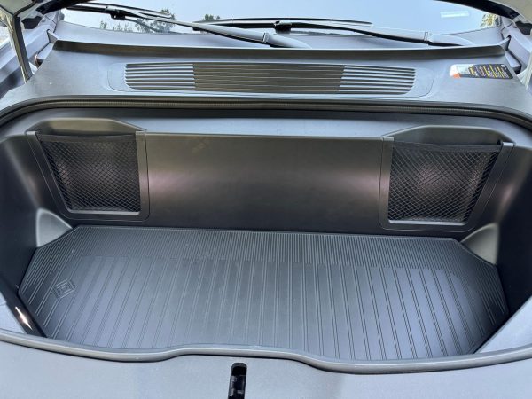 2025 Rivian R1S Adventure Edition - Image 31