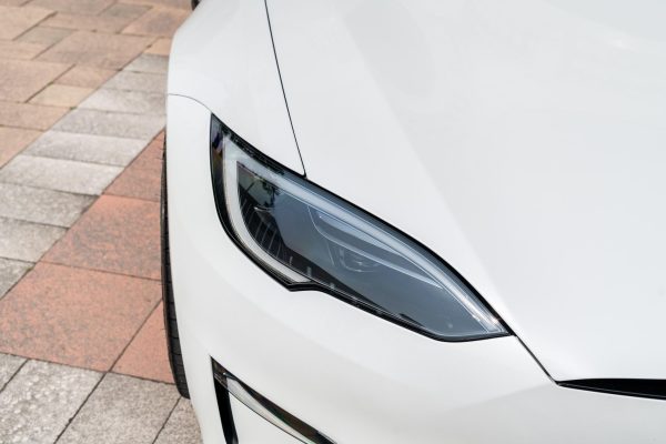 2024 Tesla Model S Plaid - Image 9