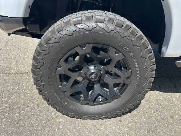 2022 Ford F-150 XLT Black Ops - Image 66