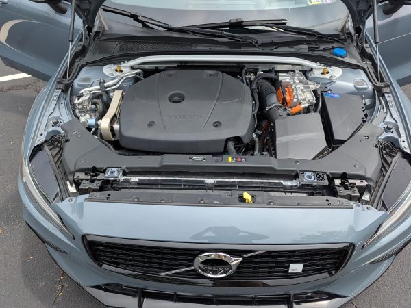 2022 Volvo V60 T8 Polestar Engineered Extended Range - Image 47