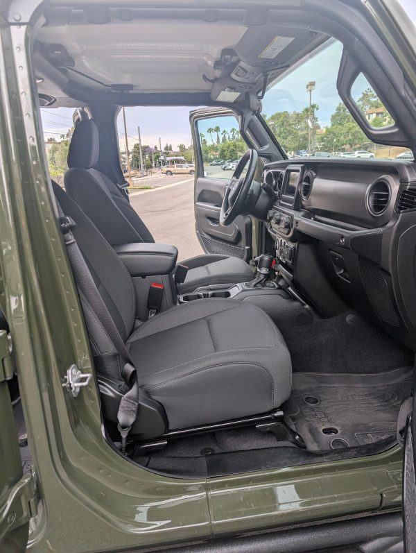 2022 Jeep Gladiator Willys - Image 63