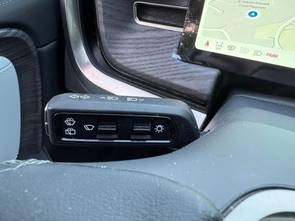 2025 Rivian R1S Adventure Edition - Image 48