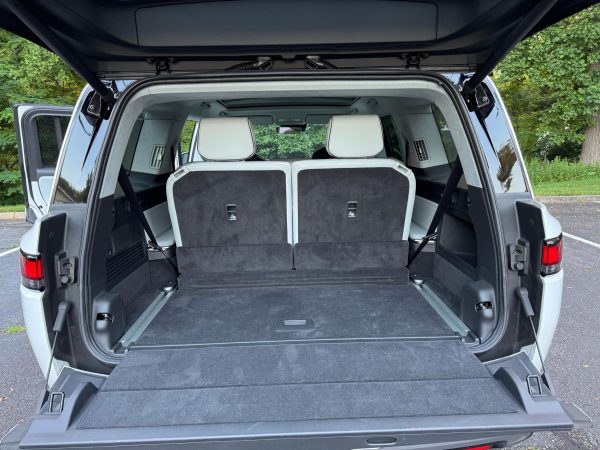 2025 Rivian R1S Adventure Edition - Image 51
