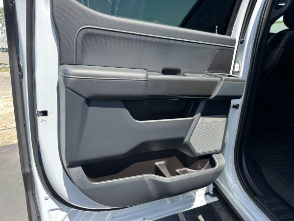 2022 Ford F-150 XLT Black Ops - Image 14