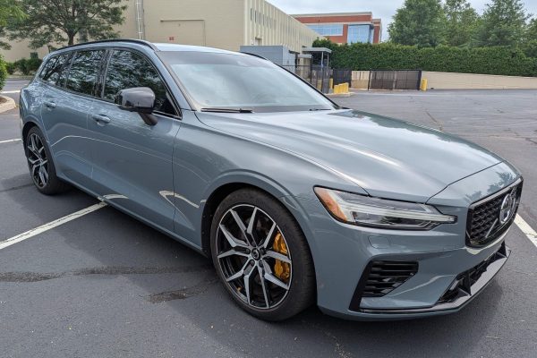 2022 Volvo V60 T8 Polestar Engineered Extended Range - Image 60