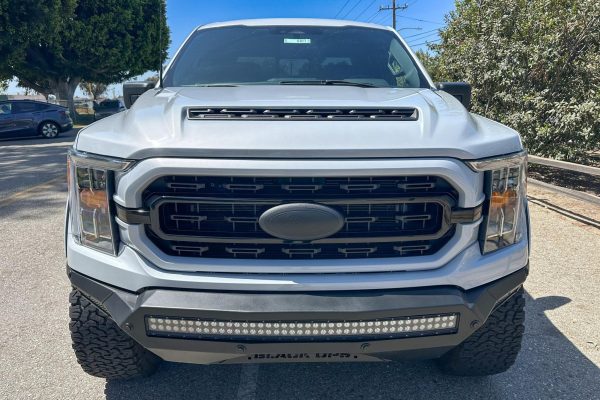 2022 Ford F-150 XLT Black Ops - Image 18
