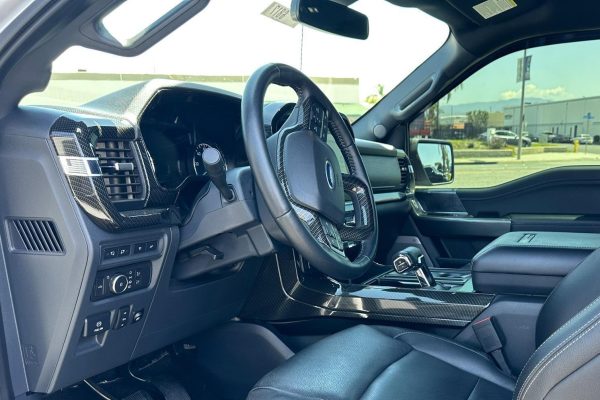 2022 Ford F-150 XLT Black Ops - Image 19