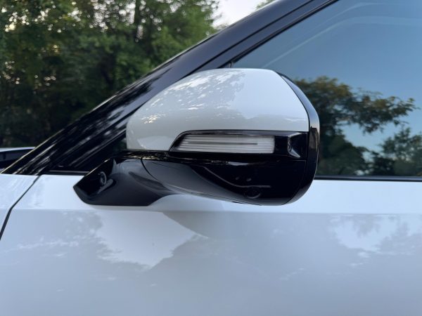 2025 Rivian R1S Adventure Edition - Image 68