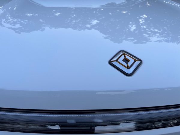 2025 Rivian R1S Adventure Edition - Image 70