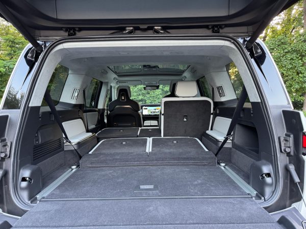 2025 Rivian R1S Adventure Edition - Image 72