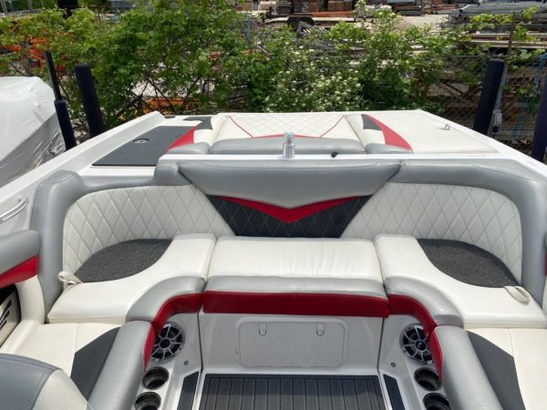 2013 Tige RZ2 - Image 10