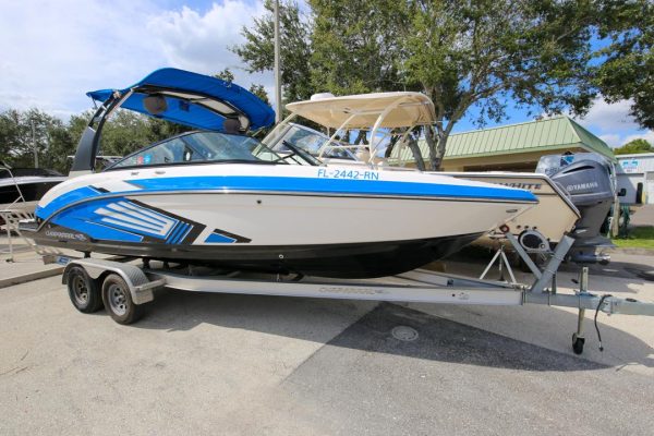 2017 Chaparral Vortex 2430 VRX - Image 13