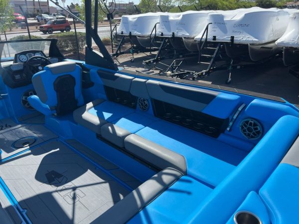 2021 Axis Wake Research A24 - Image 11