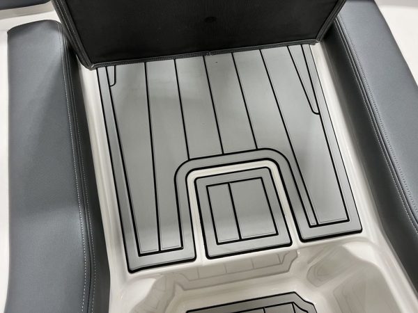 2019 Chaparral 191 Suncoast - Image 24