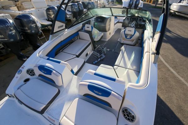2017 Chaparral Vortex 2430 VRX - Image 8