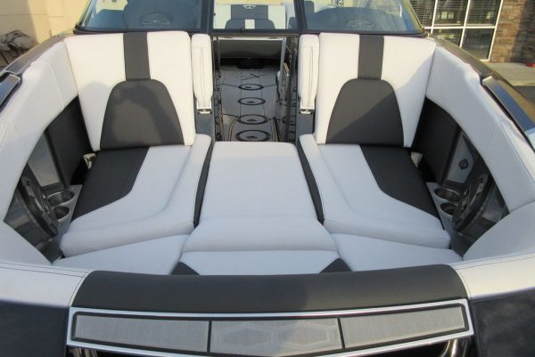 2020 MasterCraft X24 - Image 42