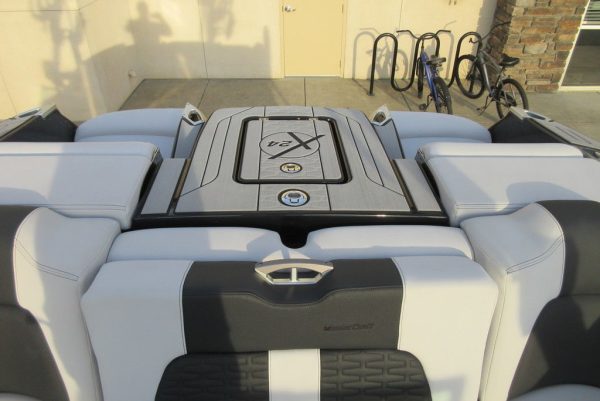 2020 MasterCraft X24 - Image 9