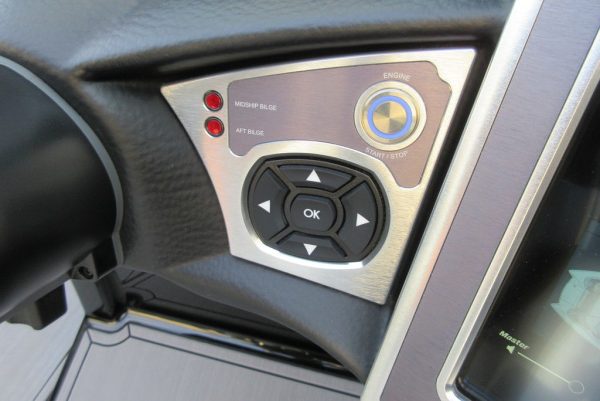 2020 MasterCraft X24 - Image 16