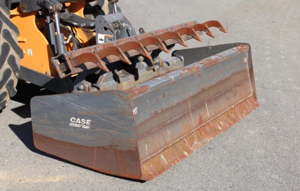 2017 Case 570N EP - Image 13