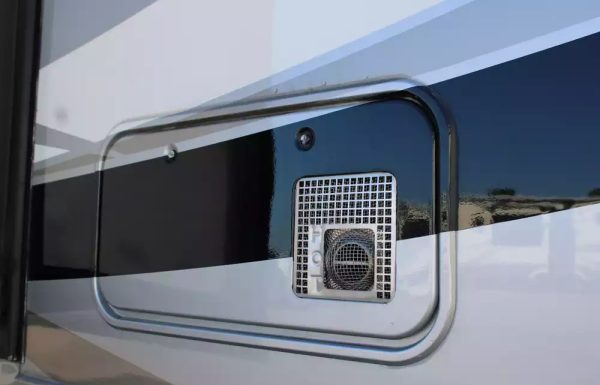 2013 Monaco Knight 40DFT - Image 15