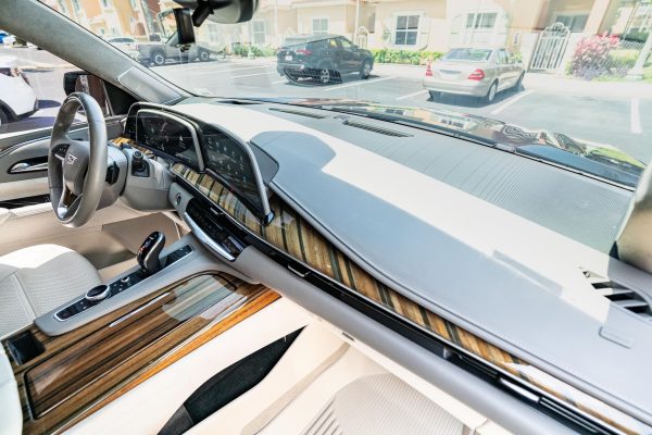 2022 Cadillac Escalade ESV 4WD Platinum - Image 16