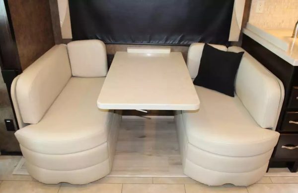 2015 Tiffin Allegro Red 33AA - Image 32