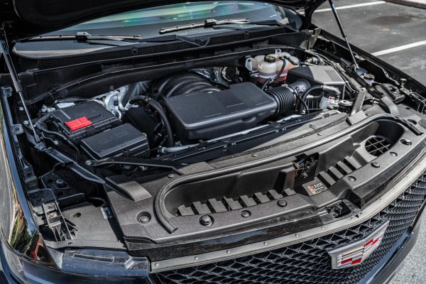 2022 Cadillac Escalade ESV 4WD Platinum - Image 24