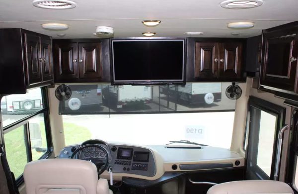 2015 Tiffin Allegro Red 33AA - Image 40