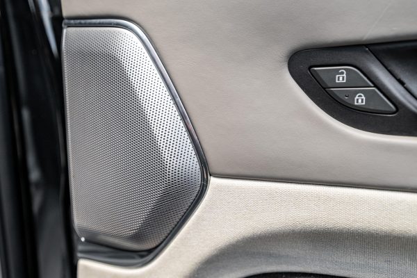 2022 Cadillac Escalade ESV 4WD Platinum - Image 45