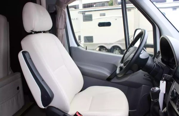 2017 Leisure Travel Unity Series U24MB - Image 6