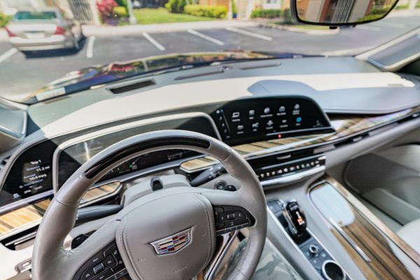 2022 Cadillac Escalade ESV 4WD Platinum - Image 65