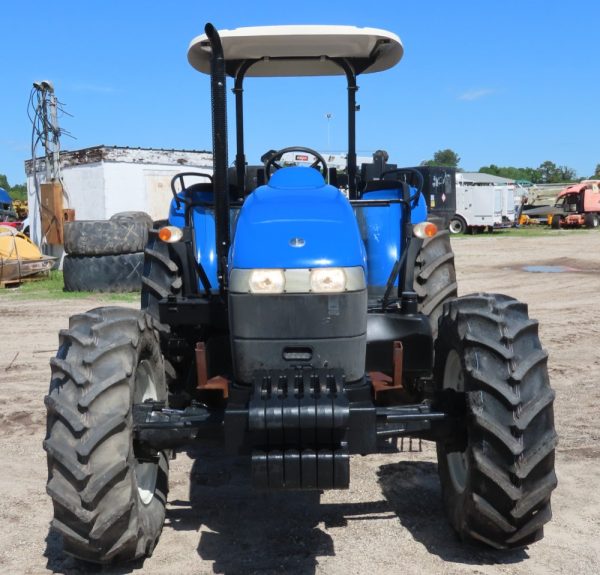 2013 New Holland TD5040 - Image 10
